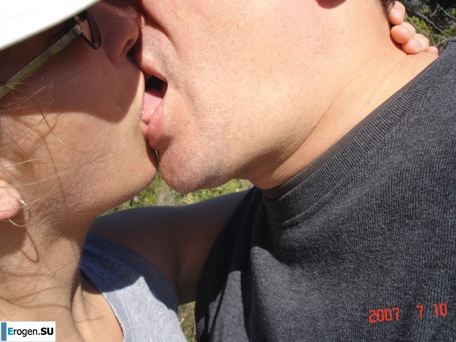 засветила свой третий размер груди. Фото 19