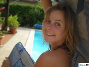 mischievous minx on the beach. Thumb 14