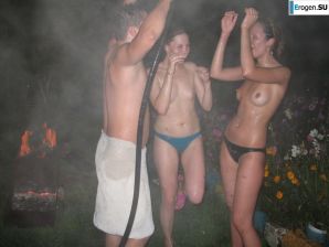 nudists in nature outside the city. Thumb 30