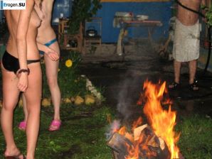 nudists in nature outside the city. Thumb 44