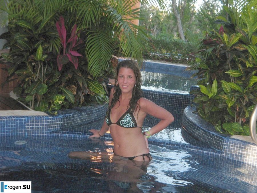 three lesbian girlfriends. Photo 11