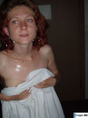 red-haired slim beast without underwear. Thumb 10