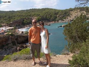 нудистка в отпуске со своим парнем. Эскиз 28