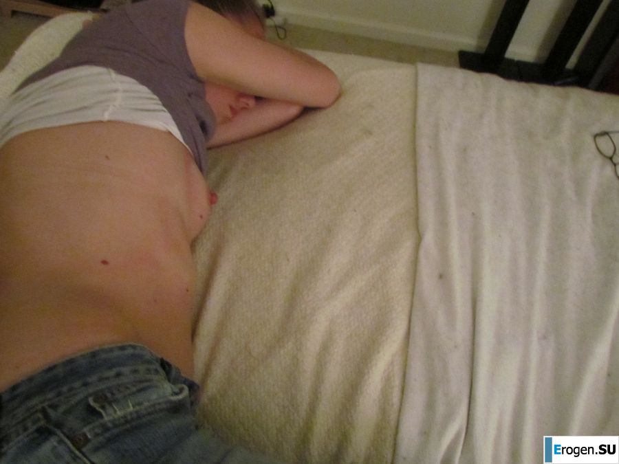 we are harassing a sleepy slimmer. Photo 23