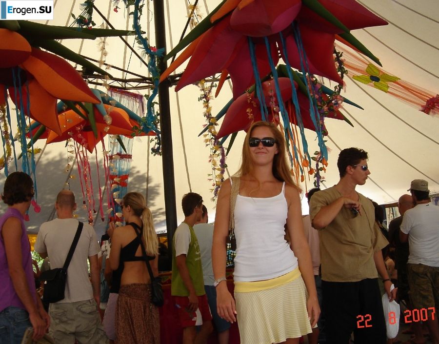 a happy young couple on a wedding trip. Photo 3