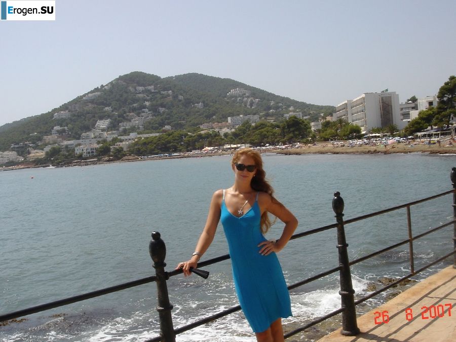 a happy young couple on a wedding trip. Photo 7