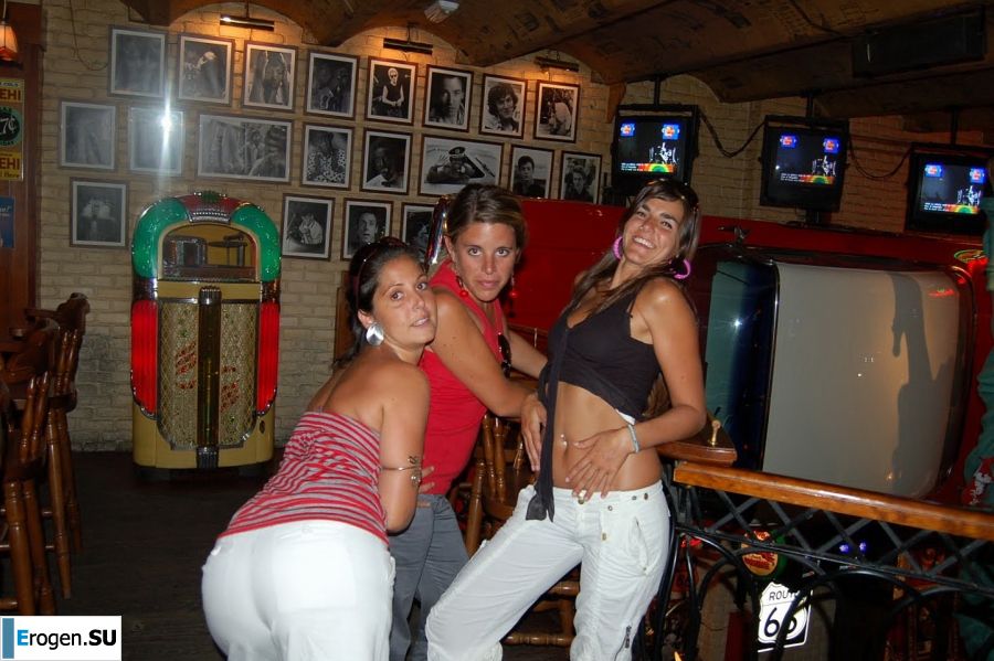 нудистки лезбиянки. Фото 15