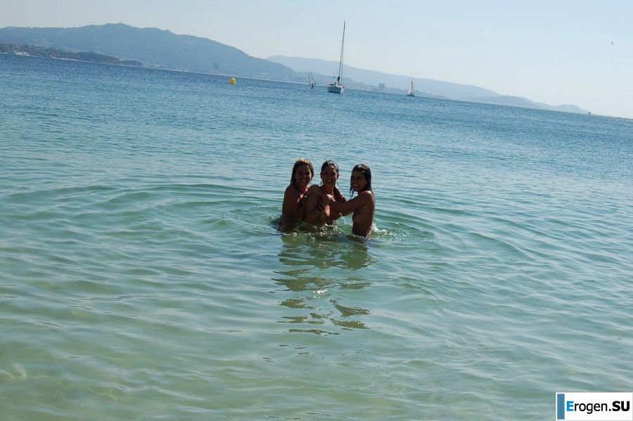 нудистки лезбиянки. Фото 7