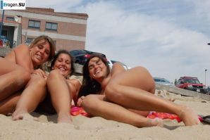 нудистки лезбиянки. Эскиз 31