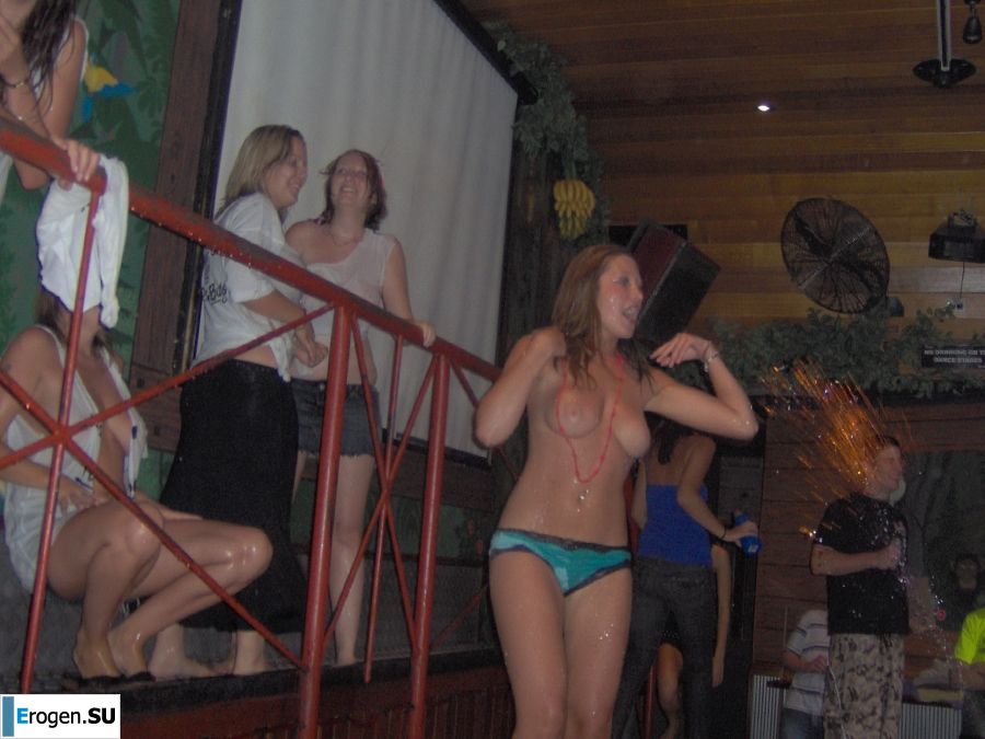 competition of wet t-shirts in a night club. Part 2. Photo 39