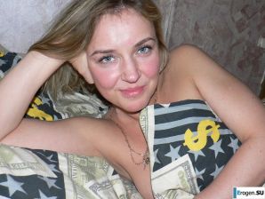 experienced blue-eye and her fuckers. Thumb 5