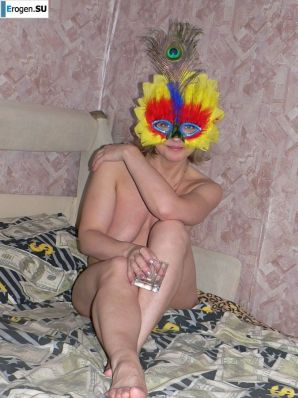 experienced blue-eye and her fuckers. Thumb 8