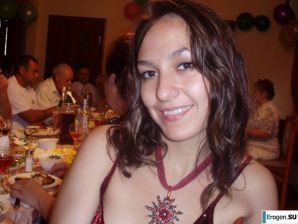 камешки на грудях это всегда соблазнительно. Эскиз 39