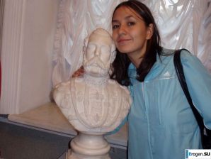 камешки на грудях это всегда соблазнительно. Эскиз 45