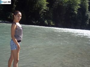 камешки на грудях это всегда соблазнительно. Эскиз 6