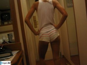 a young and naked girl fooling around. Thumb 10