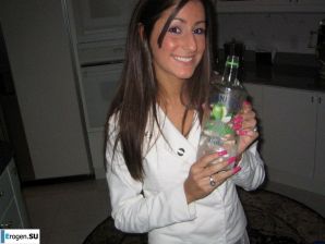 a young and naked girl fooling around. Thumb 15