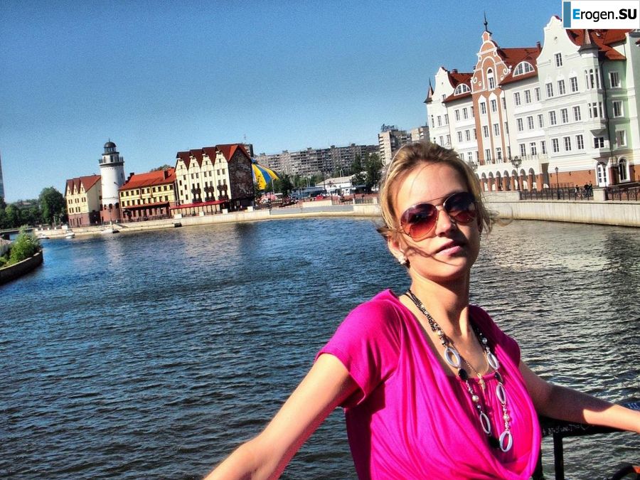 a spectacular bitch is bared somewhere in Europe. Photo 31