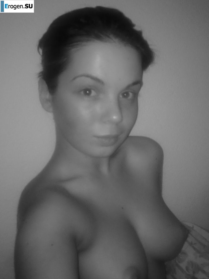 art session in a student hostel. Photo 4