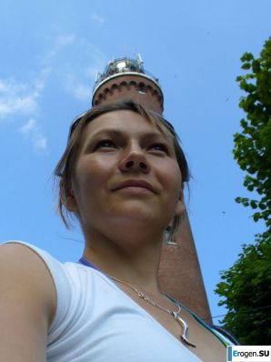 a naked charming girl sends greetings to you. Thumb 48