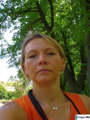 a naked charming girl sends greetings to you. Thumb 5