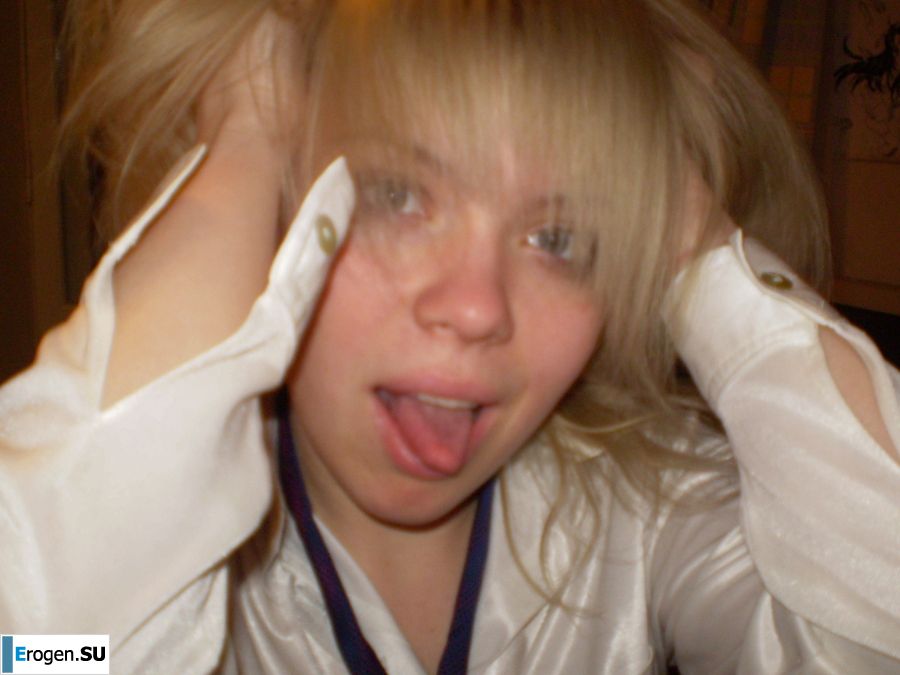 cute naked student gets high. Photo 22