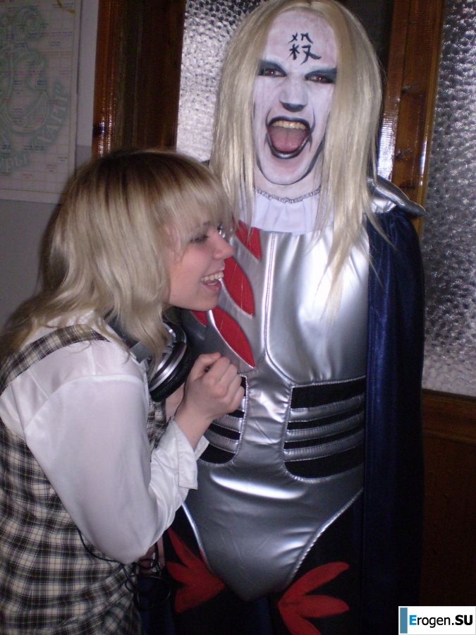 cute naked student gets high. Photo 26