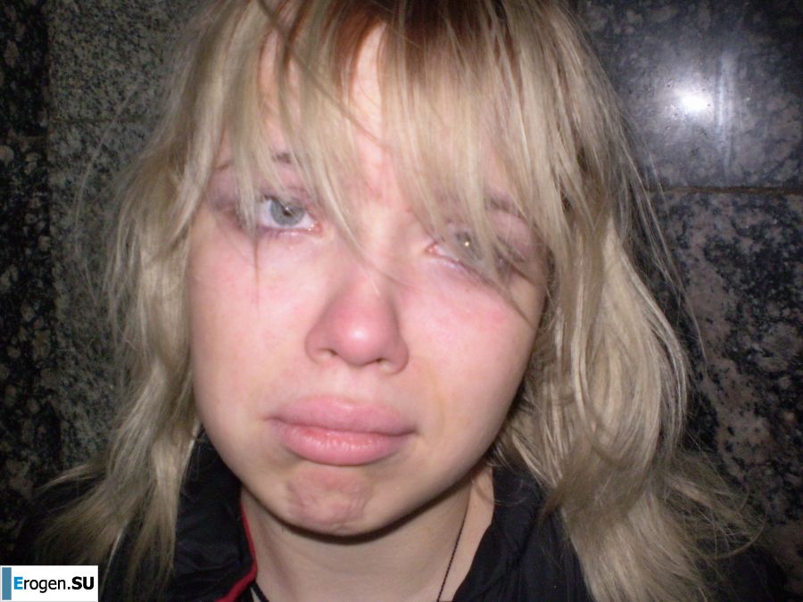 cute naked student gets high. Photo 34