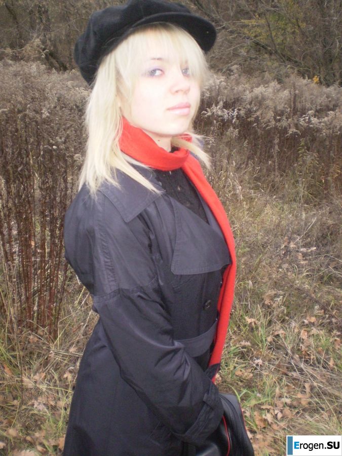 cute naked student gets high. Photo 51