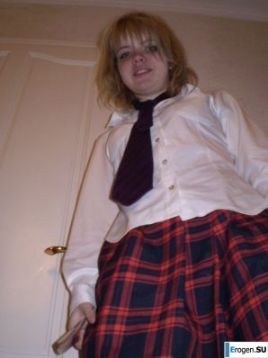 cute naked student gets high. Thumb 19