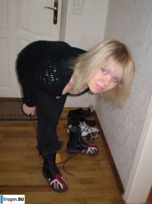 cute naked student gets high. Thumb 39