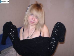 cute naked student gets high. Thumb 45