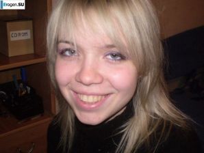 cute naked student gets high. Thumb 59