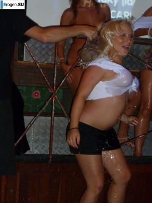 competition of wet t-shirts in a night club. Part 5. Thumb 18