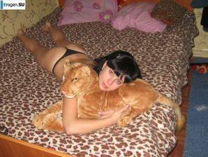 a young couple gets fucked and resting. Thumb 13