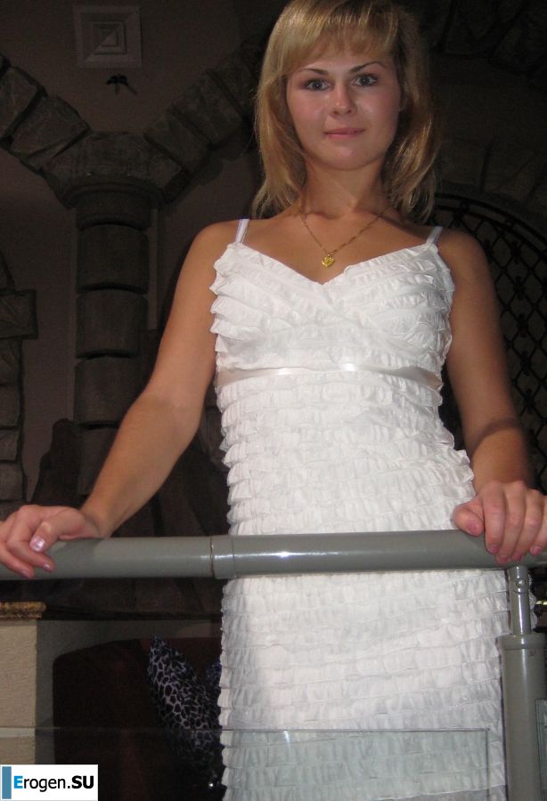 голенькая девушка с фотоаппаратом. Фото 39