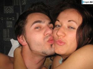 a young couple hanging out without panties. Thumb 15