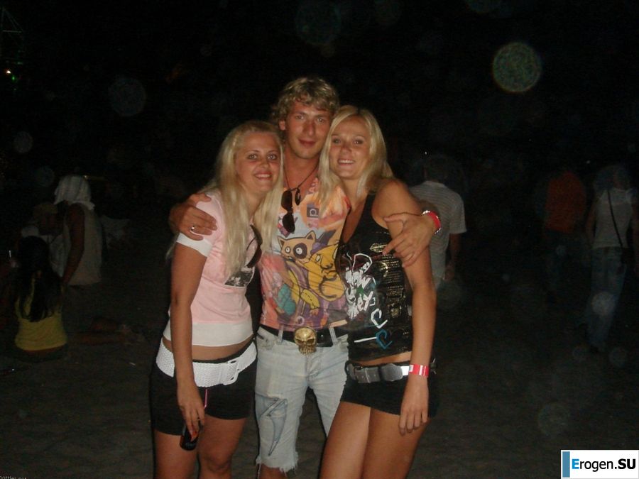 свадьба и медовый месяц блондинистой модели. Фото 35