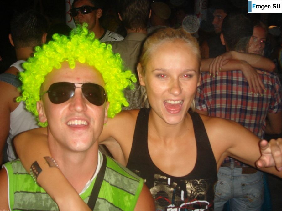 свадьба и медовый месяц блондинистой модели. Фото 37