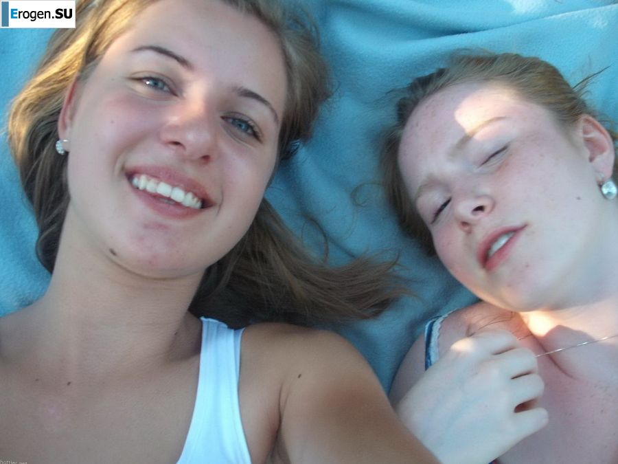 girlfriends and topless outdoor recreation. Photo 38