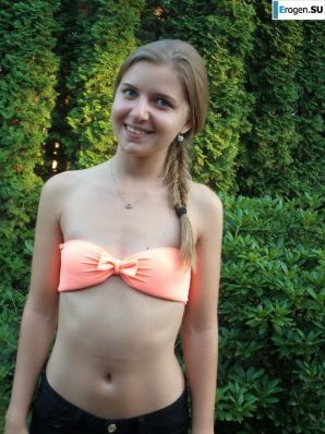 girlfriends and topless outdoor recreation. Thumb 8