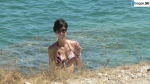 a peculiar tall girl with soft nipples. Thumb 19