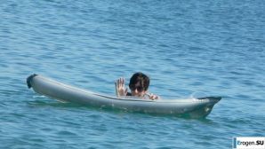 своеобразная высокая девушка с мягкими сосками. Часть 2. Эскиз 25