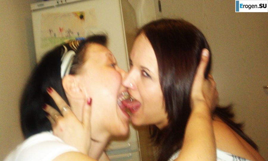 from the phone of a neighbor of a lesbian. Photo 15