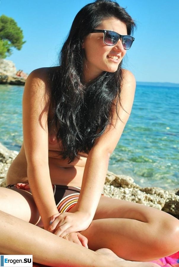 beach nudism and several girlfriends. Part 3. Photo 29