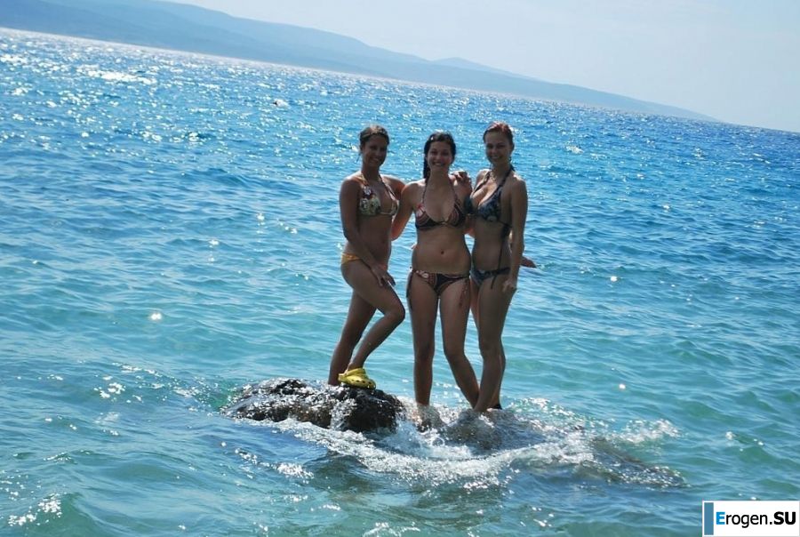 beach nudism and several girlfriends. Part 3. Photo 31