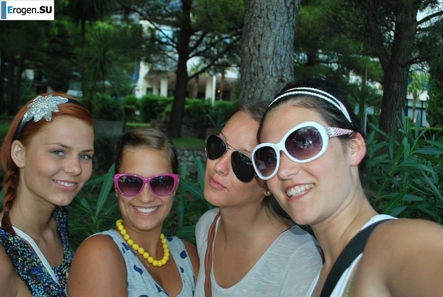 beach nudism and several girlfriends. Part 3. Photo 37