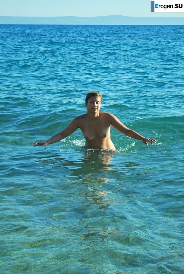 beach nudism and several girlfriends. Part 4. Photo 13