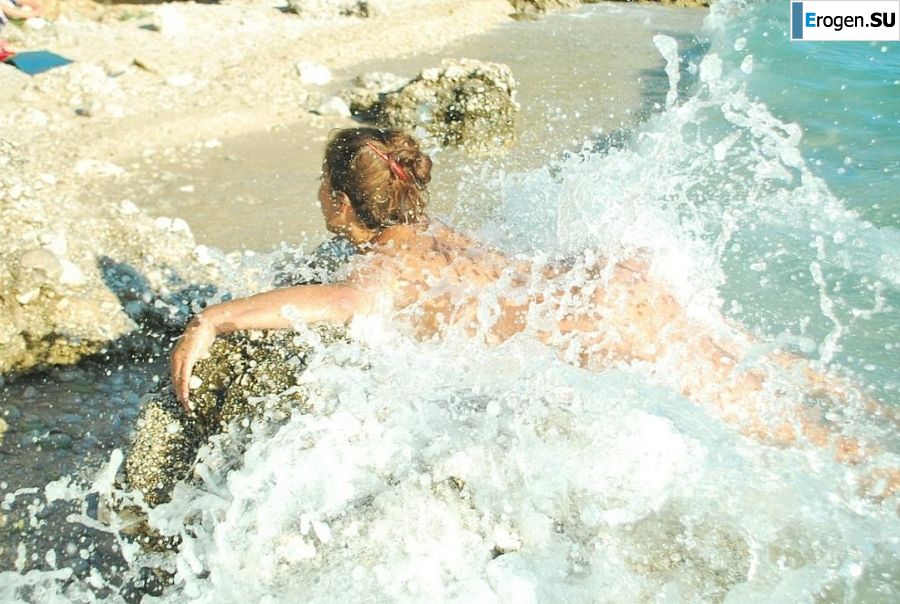 beach nudism and several girlfriends. Part 4. Photo 14