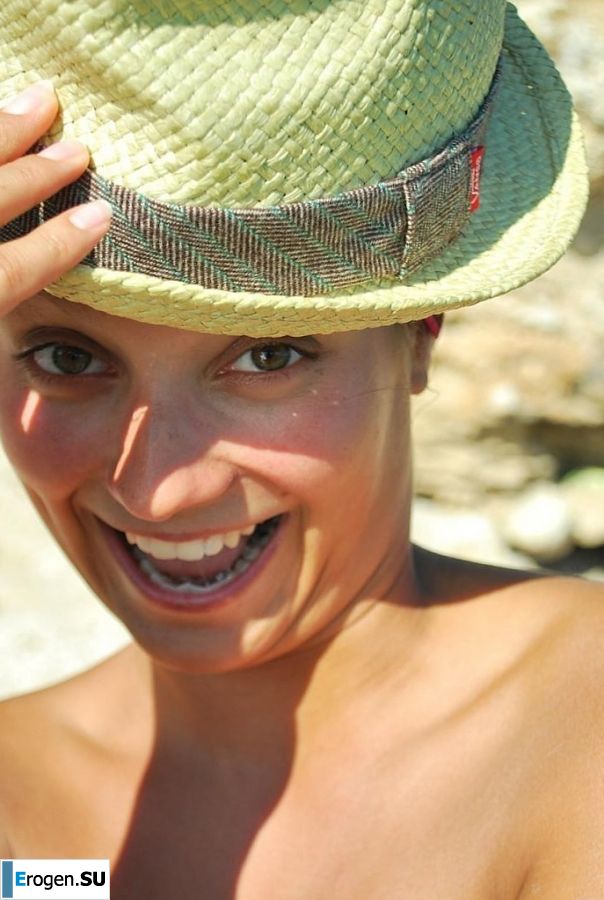 beach nudism and several girlfriends. Part 4. Photo 33